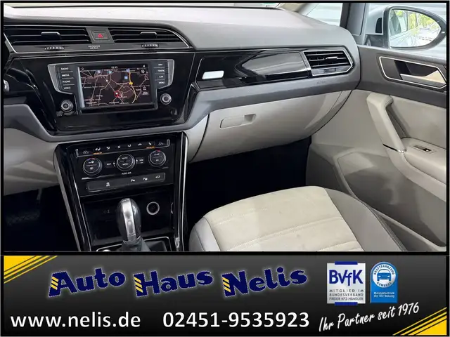Volkswagen Touran view 14