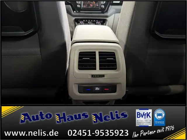 Volkswagen Touran view 18