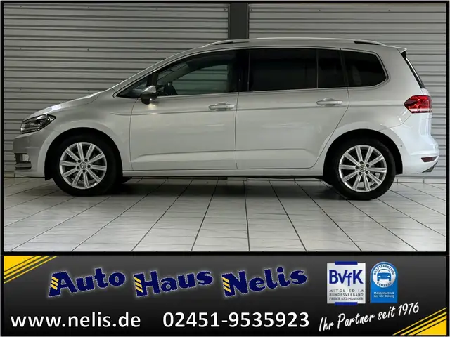 Volkswagen Touran view 24