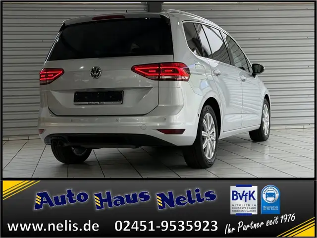 Volkswagen Touran view 28