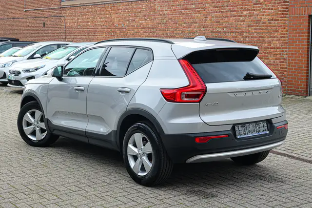 Volvo XC40 view 7