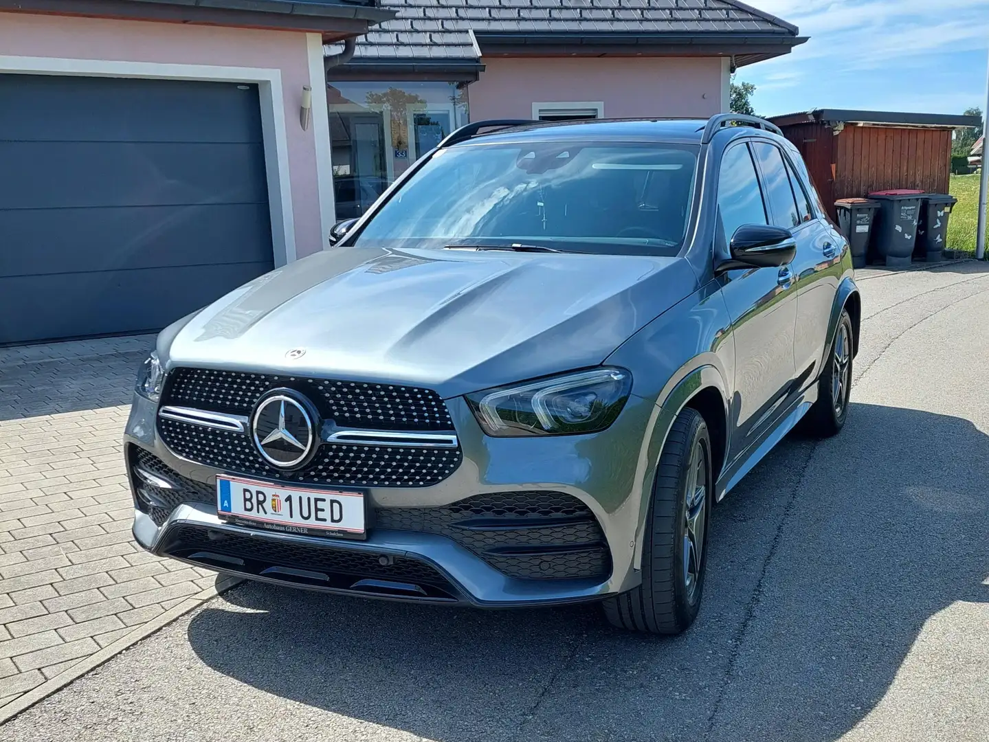 Mercedes-Benz GLE 400 GLE 400 d 4Matic Aut. Grau - 1