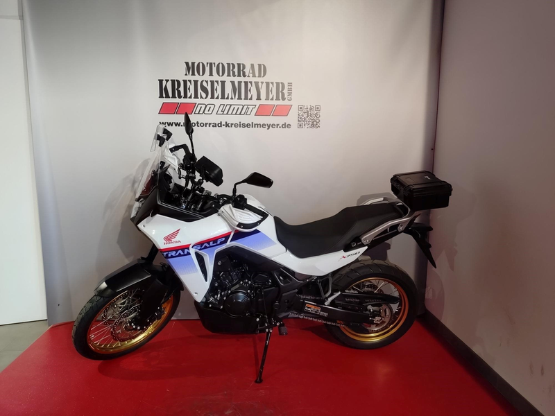 Honda XL 750 Transalp Top gepflegter Zustand mit Zubehör! — photo 4