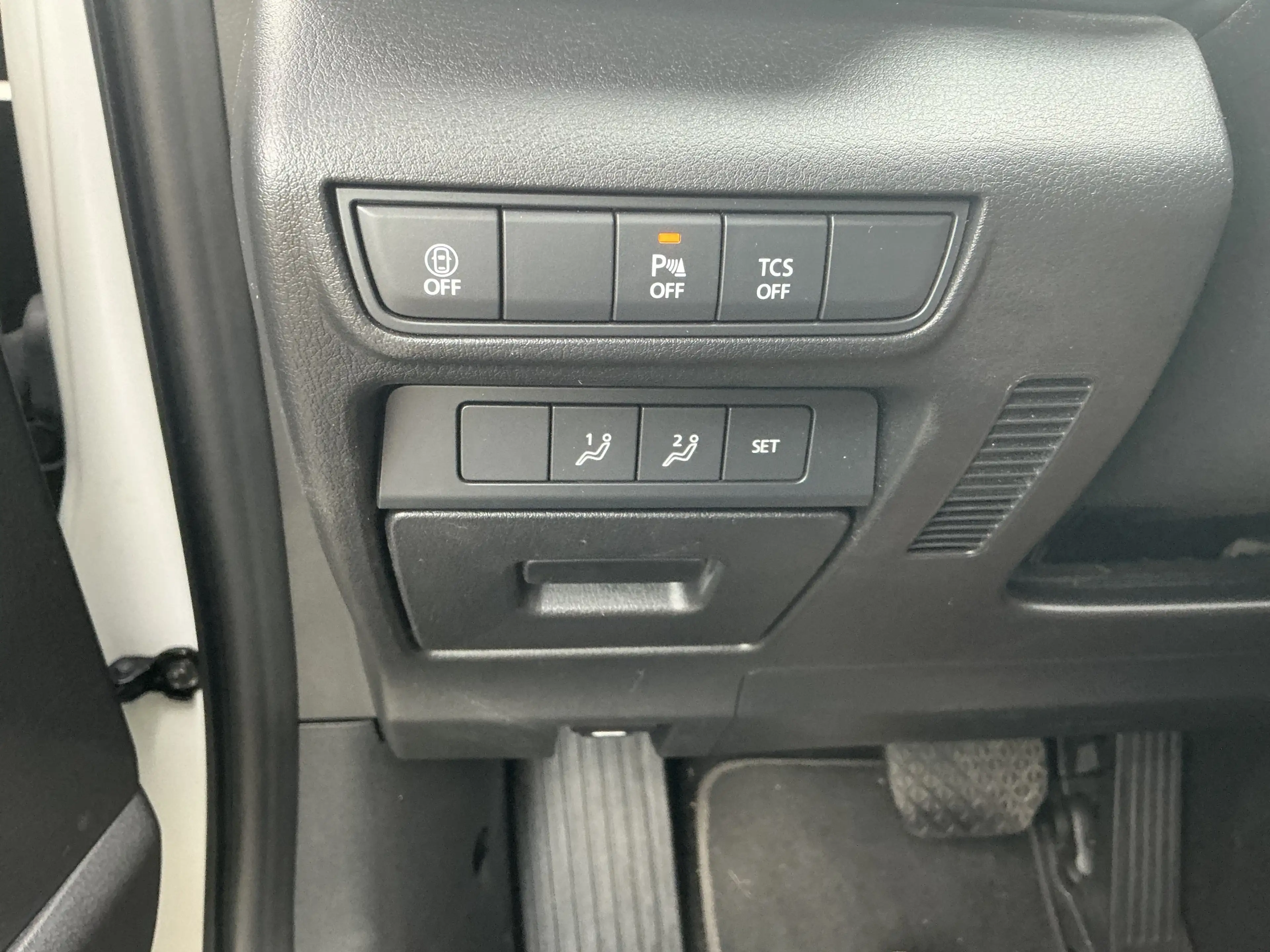 Mazda MX-30 Advantage Leder Memory R.Cam LED ACC HUD — photo 6