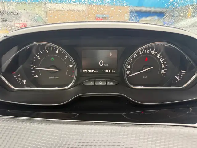 Peugeot 2008 view 20