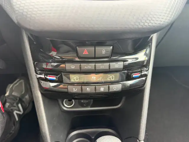 Peugeot 2008 view 30