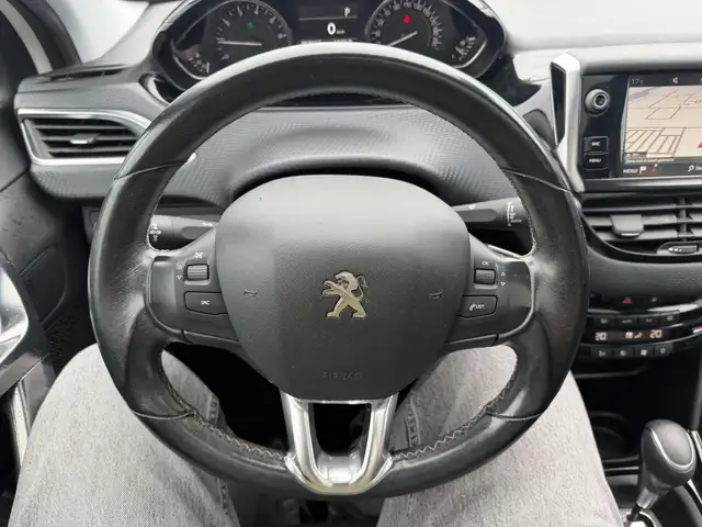 Peugeot 2008 view 14
