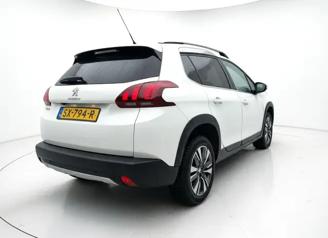 Peugeot 2008 view 5