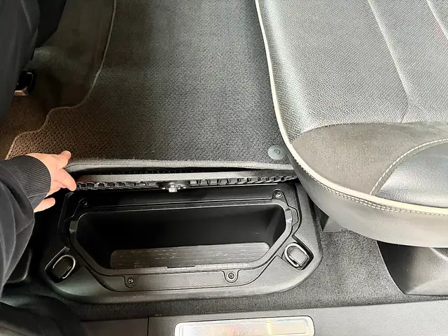 Dodge RAM Ram 1500 Crew Cab Laramie Night Ansicht 22