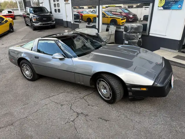 Corvette C4 5.7 V8*TARGA*HANDSCHALTER*CROSS-FIRE*1984*H*