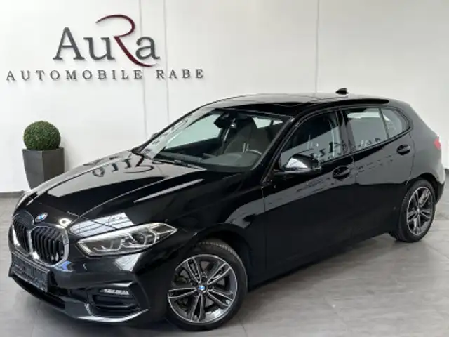 BMW 1 Series view 2