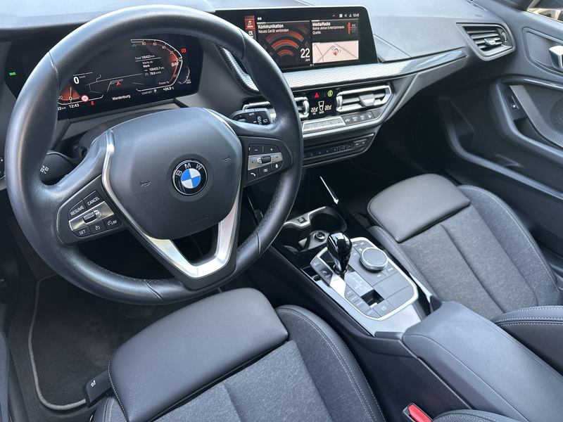 BMW 120 Sport-Line NAV+LED+PANO+VCOCK+SHZ+18ZOLL+PP — photo 9