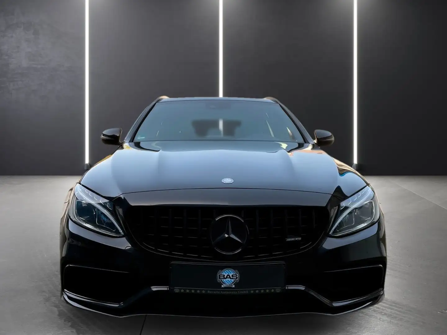 Mercedes-Benz C 63 AMG T Klappe*NightPaket*LED*PANO* Black - 2