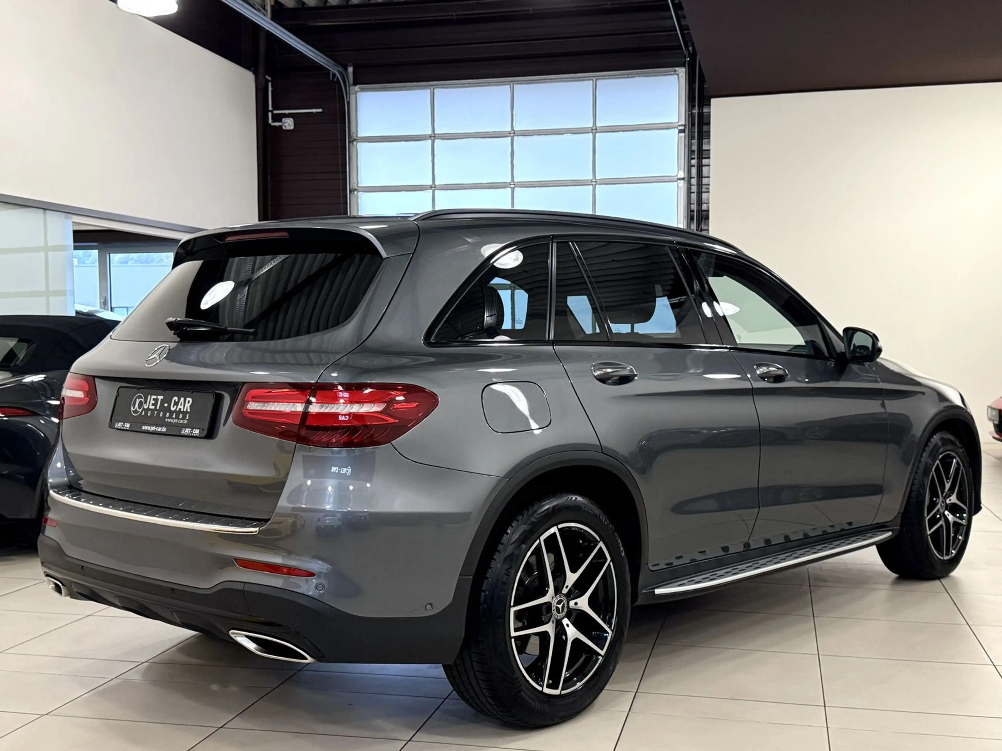 Mercedes-Benz GLC 300 AMG Line *Comand-Carbon-Night-Burmester — photo 8