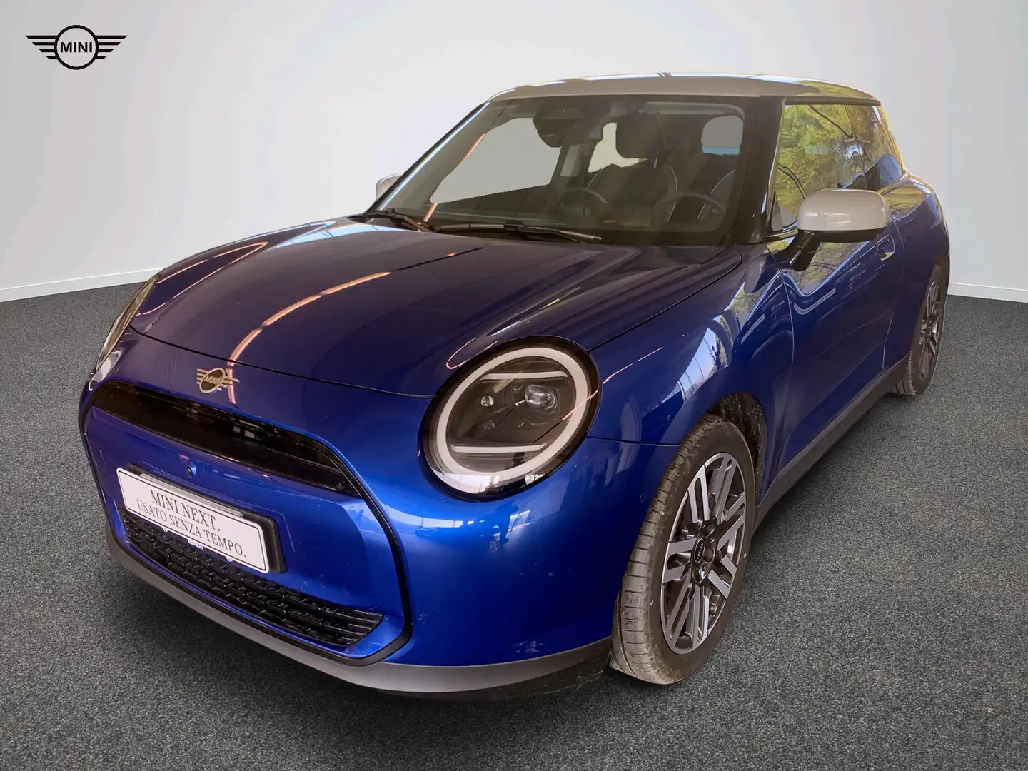 MINI Cooper E Classic Blue - 1