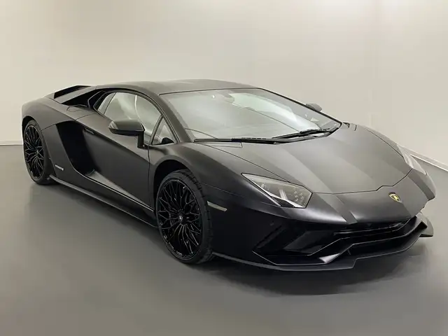 Lamborghini Aventador S 6.5 V12