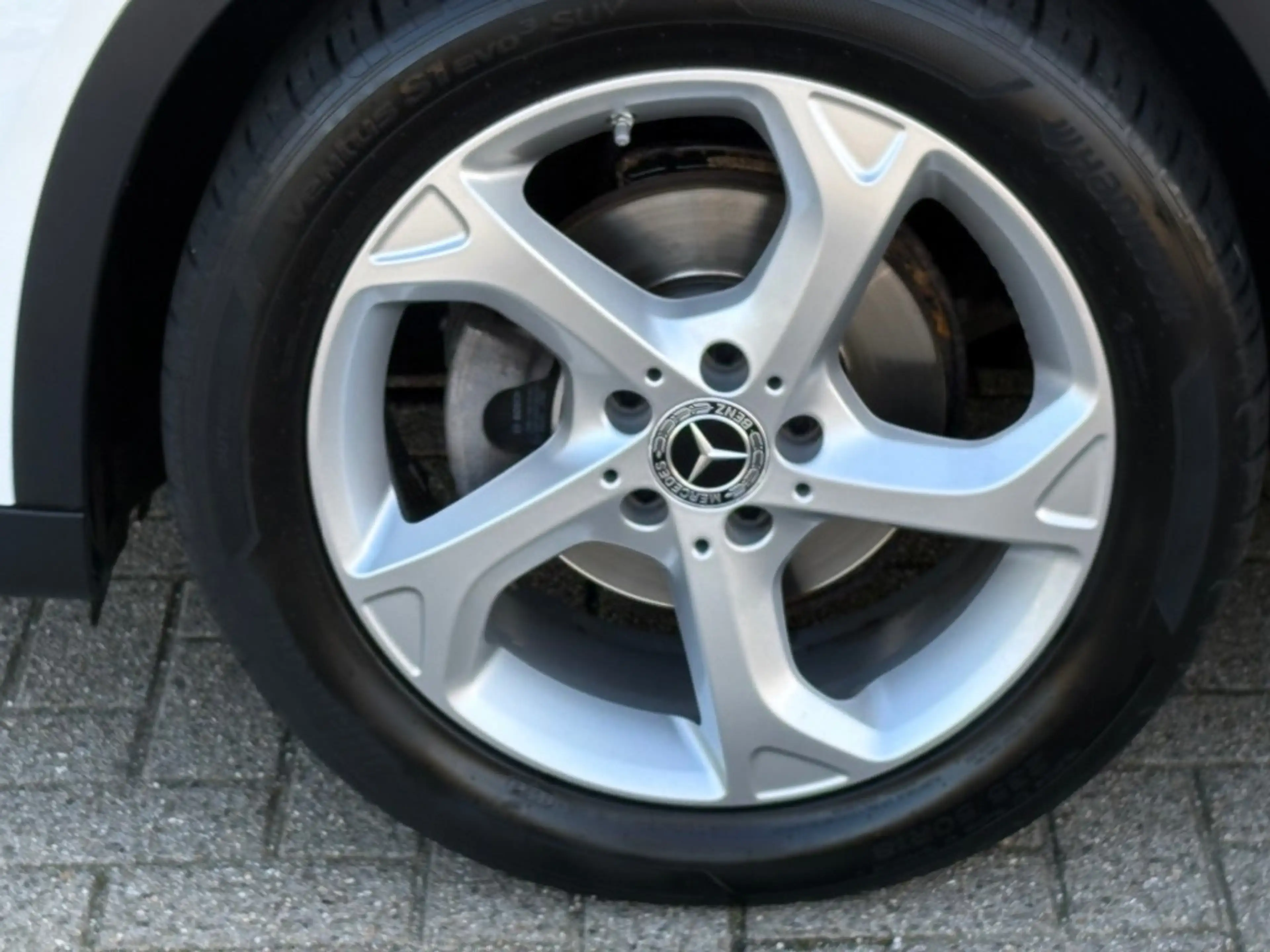 Mercedes-Benz GLA 180 GLA 180 122PK AUT. PREMIUM PLUS PANO-DAK TREKHAAK — photo 19