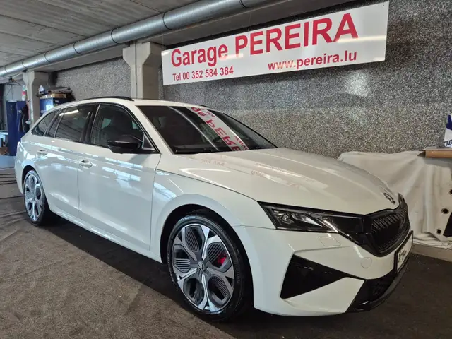 Skoda Octavia COMBI 2.0 TSI 265 RS DSG CANTON PANO CUIR NAVI