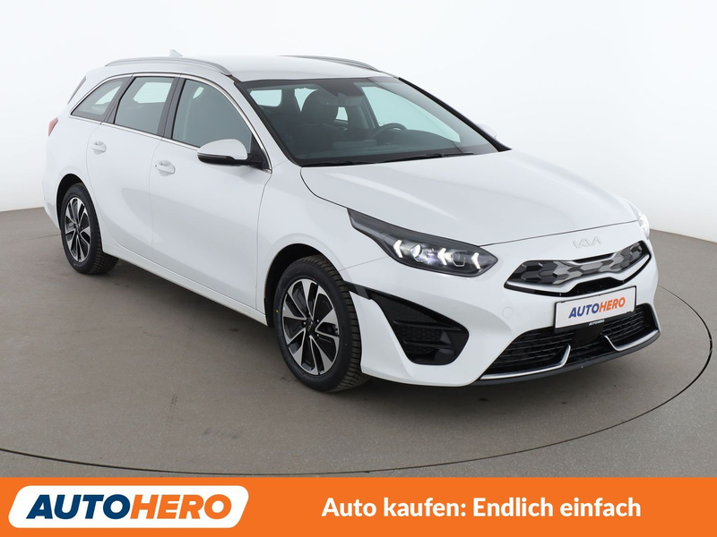 Kia Ceed / cee'd 1.6 Plug-in Hybrid Spirit Aut.*NAV*ACC*CAM*PDC*SHZ — photo 8