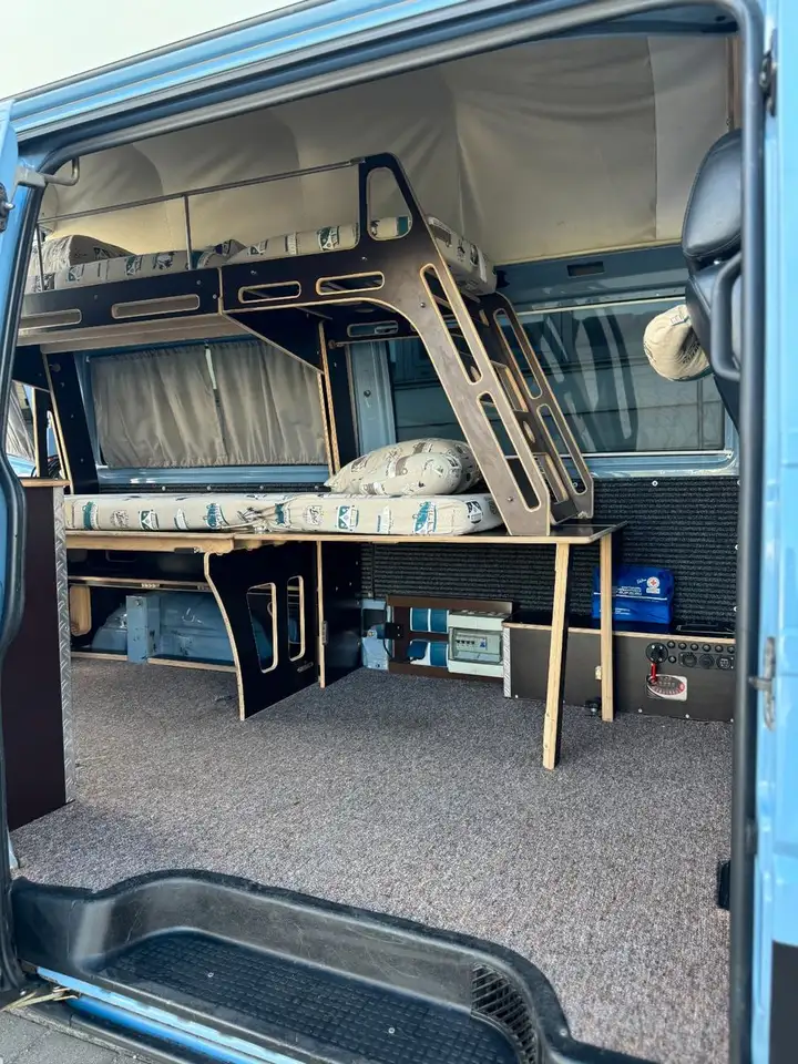 Volkswagen T4 2.4d WoMo AHK Alu Leder Rampe Hoch+Lang, foto 12
