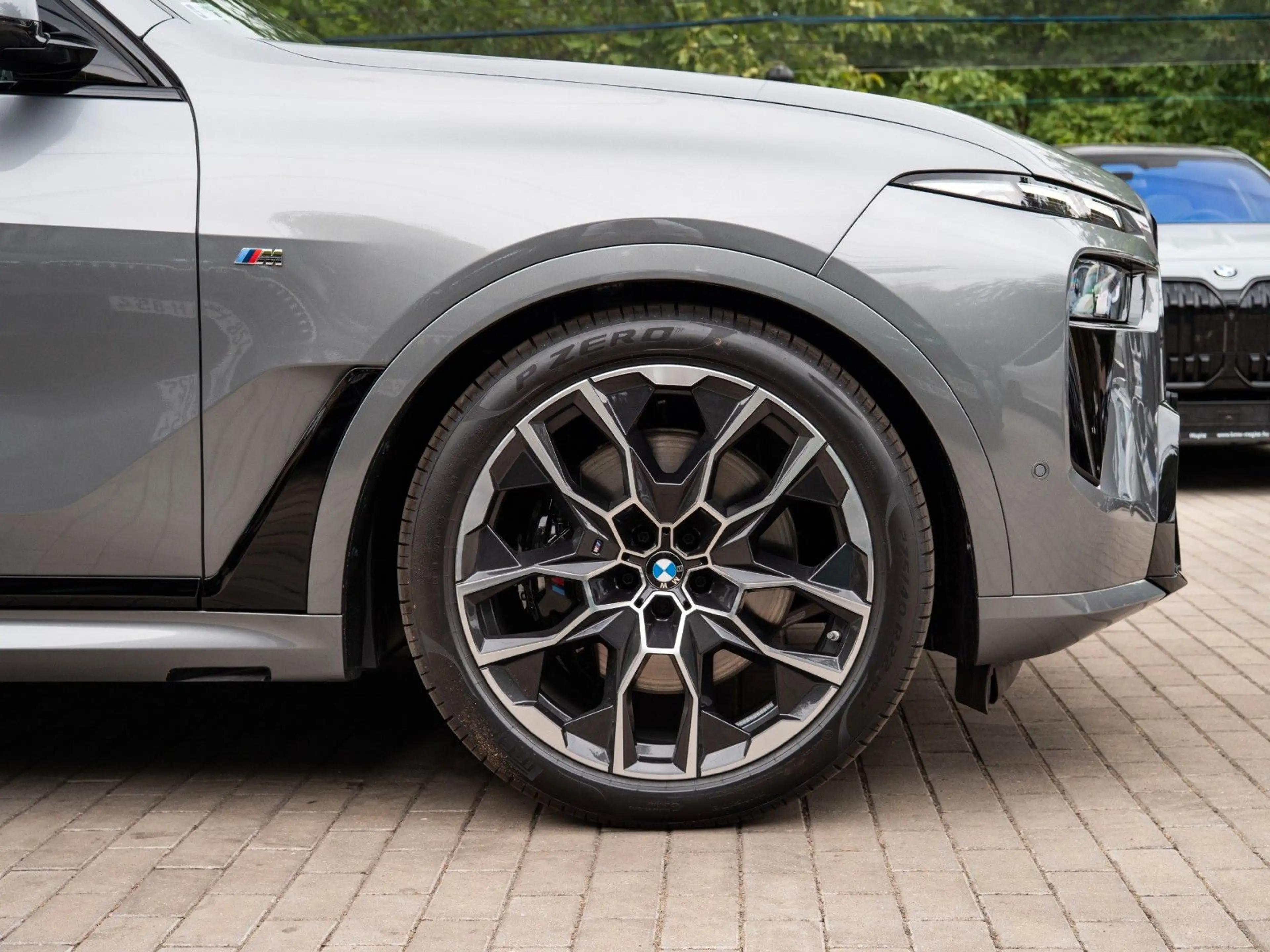 BMW X7 40d M SPORT.6SITZER.LUFTFE.PANO.ICONICG.5/100 — photo 14