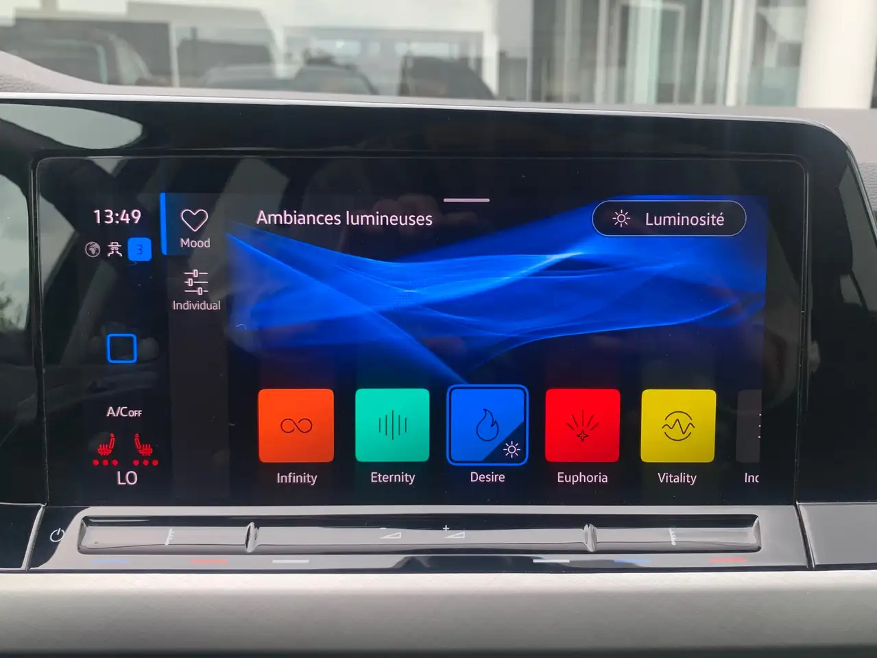 Volkswagen Golf VIII STYLE 1.0 eTSI 110CV / DSG / Boite Auto / MILD HYBRID /, миниатюра 26