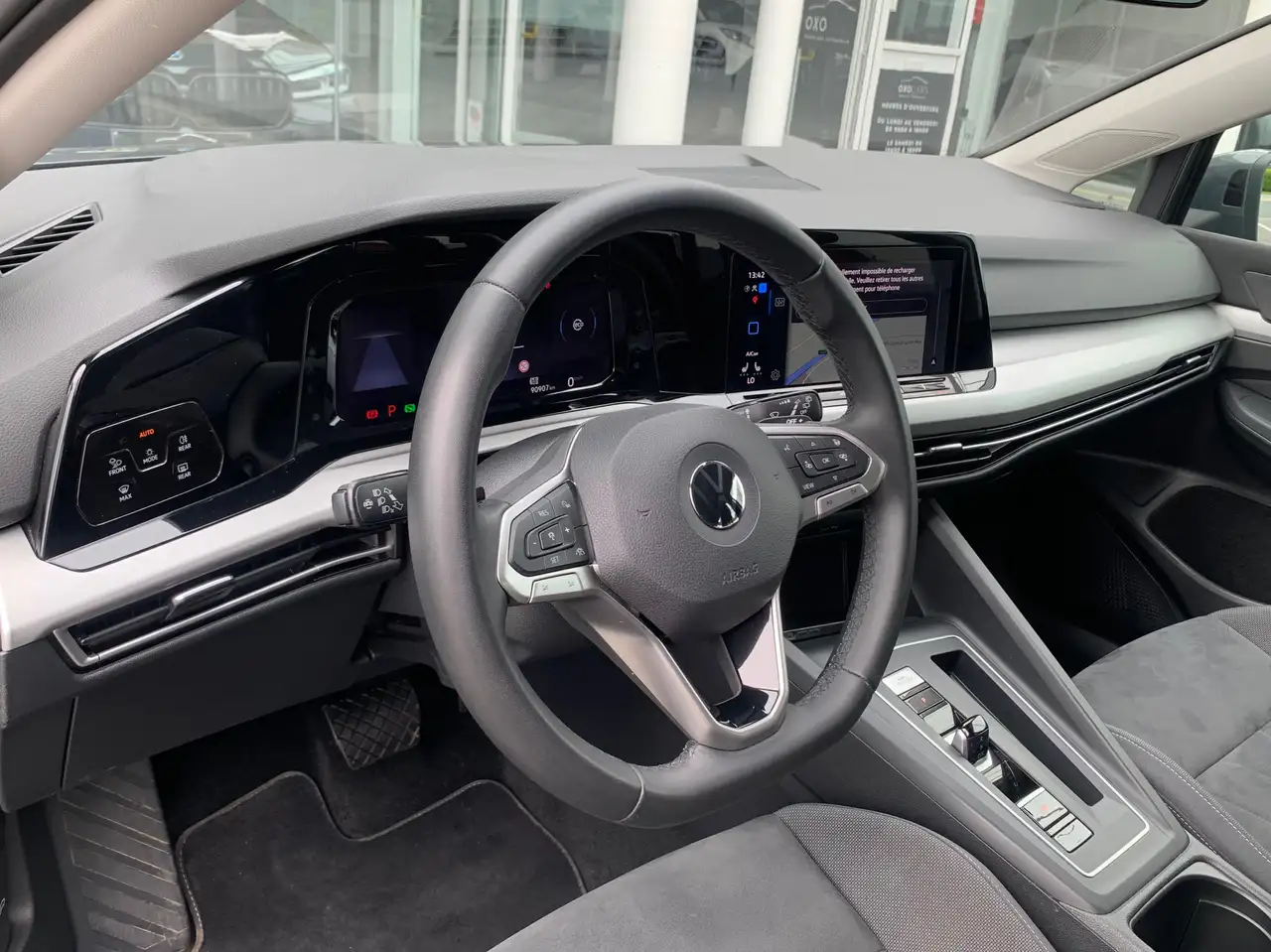 Volkswagen Golf VIII STYLE 1.0 eTSI 110CV / DSG / Boite Auto / MILD HYBRID /, миниатюра 11