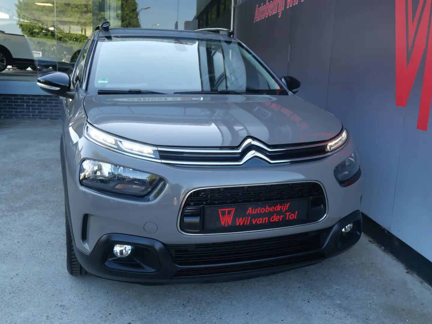 Citroen C4 Cactus 1.2 PureTech SHINE | CARPLAY | CRUISE | CAMERA | R Bruin - 2