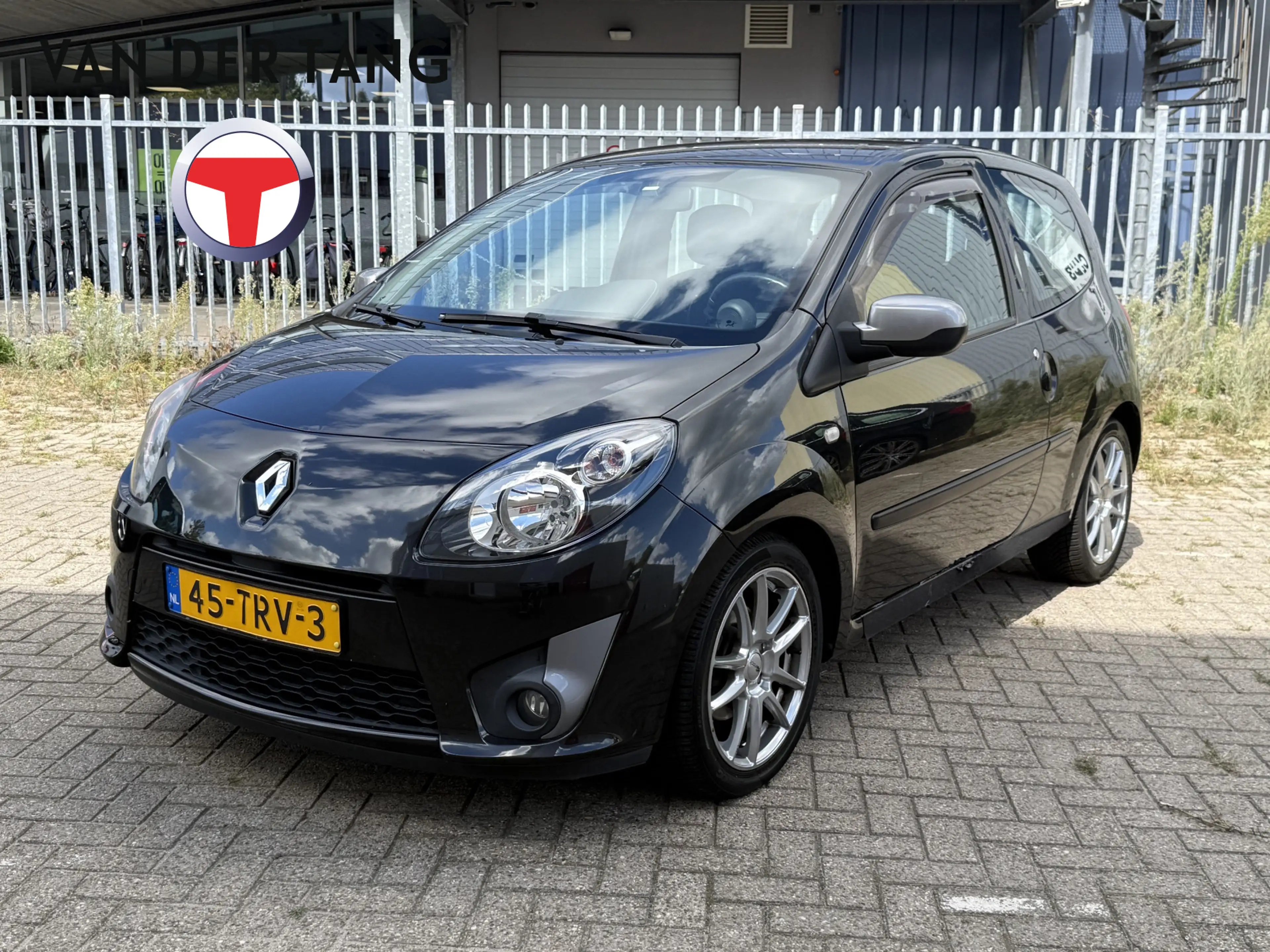 Renault Twingo 1.2-16V Handgas+rem / invalide aangepast