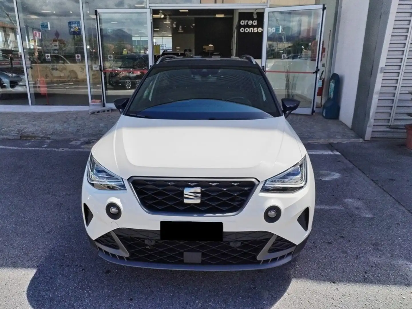 SEAT Arona Arona 1.0 tgi FR 90cv - GF748 bijela - 2