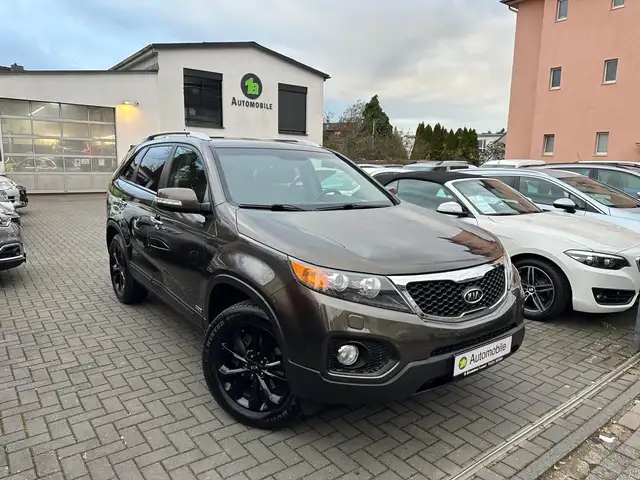 Kia Sorento Spirit 4WD*PDC*TEMP*SHZ*AHK*XENON*TÜV NE