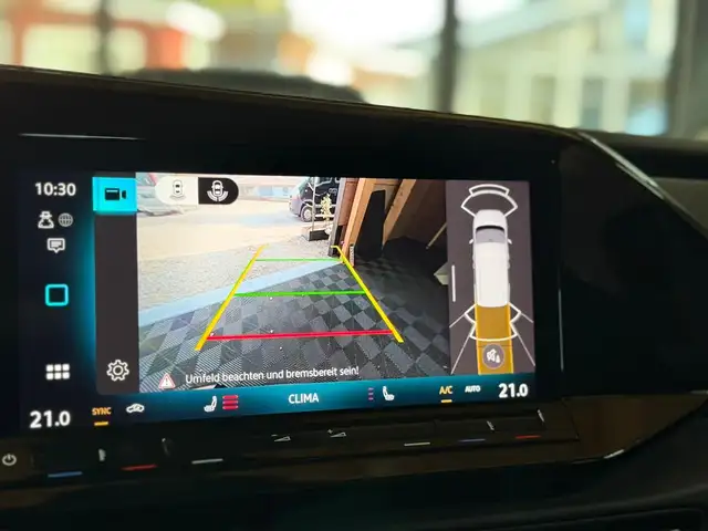 Volkswagen Caddy Caddy Maxi Life Behindertengerecht Rollstuhlrampe Ansicht 25