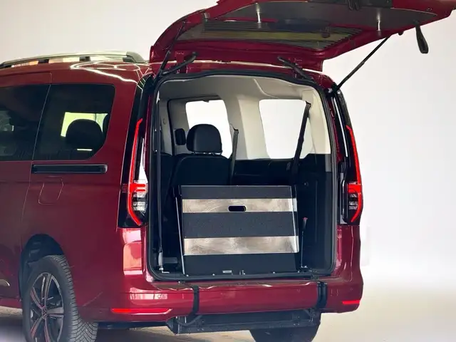 Volkswagen Caddy Caddy Maxi Life Behindertengerecht Rollstuhlrampe Ansicht 6