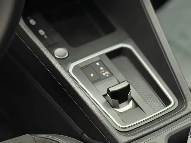 Volkswagen Caddy Caddy Maxi Life Behindertengerecht Rollstuhlrampe Ansicht 16