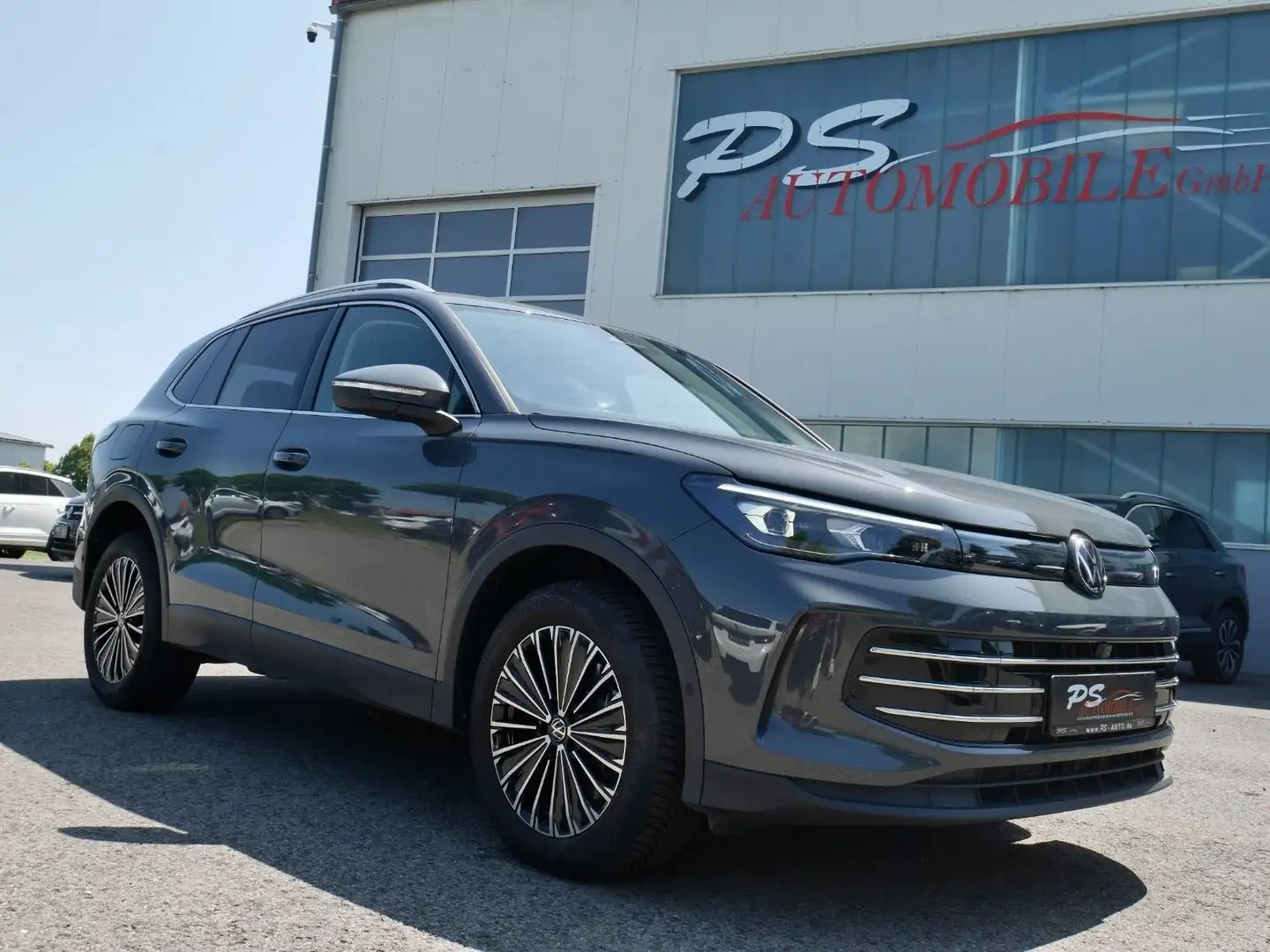 Volkswagen Tiguan 2.0 TDI DSG 4M"Elegance"AHK+360°+Matrix Grigio - 2