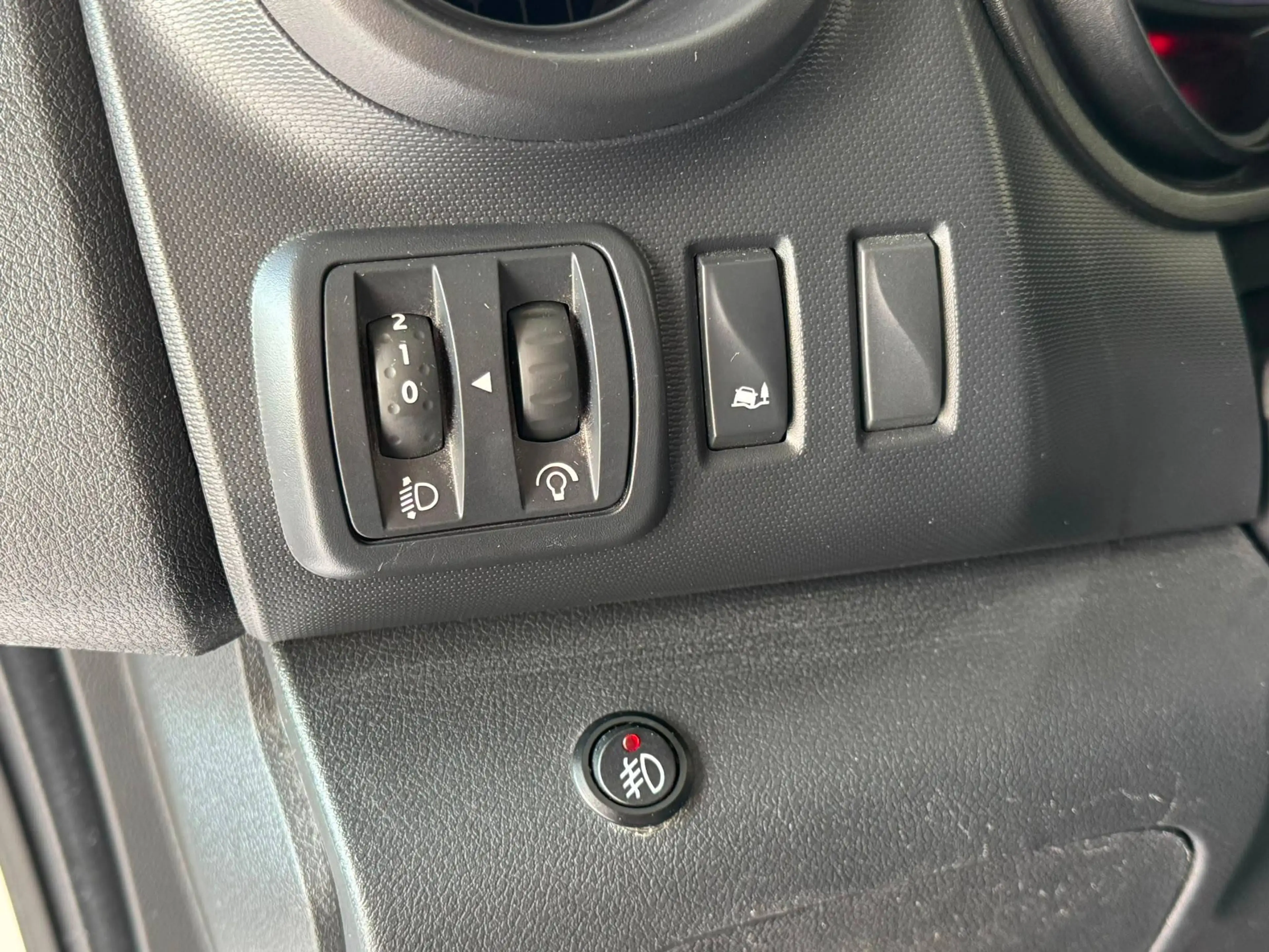 Nissan NV300 🟩2.0 DIESEL 120CV - 6 PLACES - TVA DEDUCTIBLE — photo 11