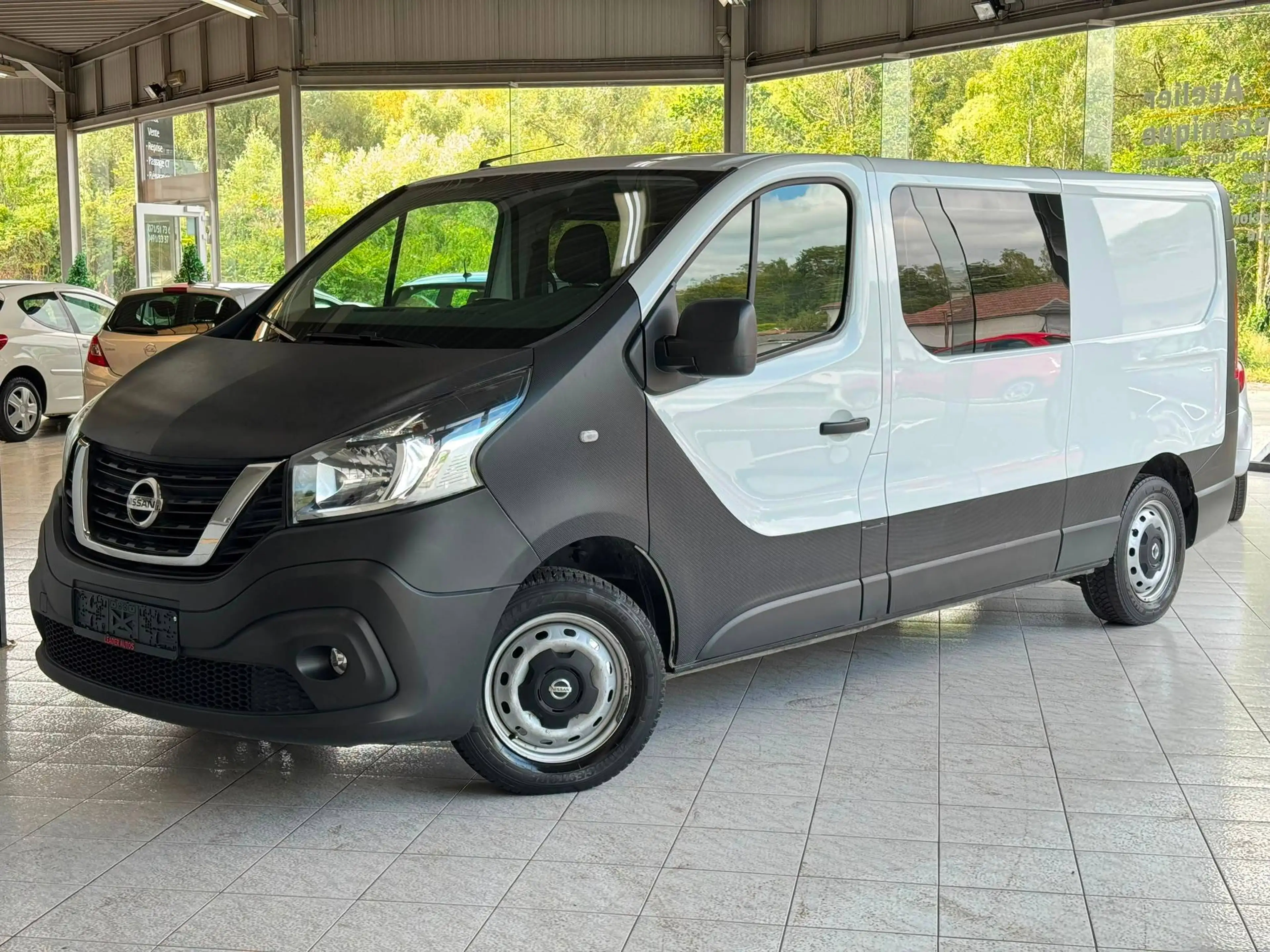 Nissan NV300 🟩2.0 DIESEL 120CV - 6 PLACES - TVA DEDUCTIBLE — photo 2