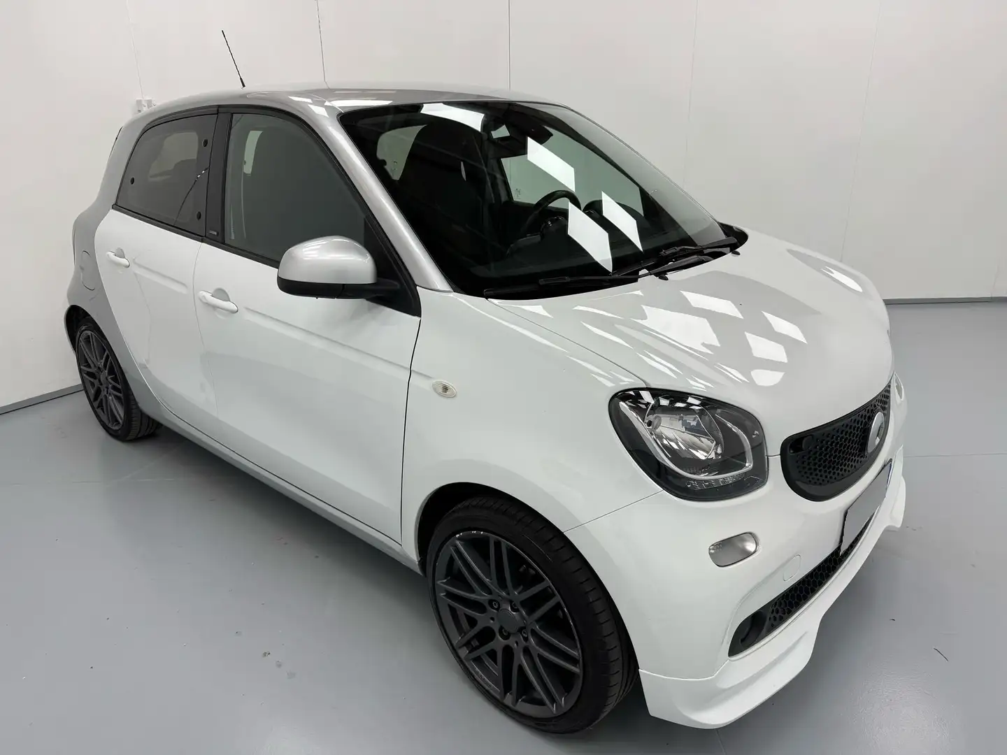 smart forFour BRABUS STYLE 0.9 TWINAMIC 90CV PRONTA CONSEGNA! Bianco - 1