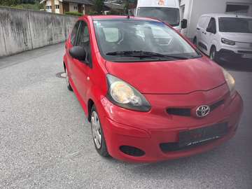 Aygo 1,0 VVT-i Young/ 4 Türig/ KLIMA/ EURO 5