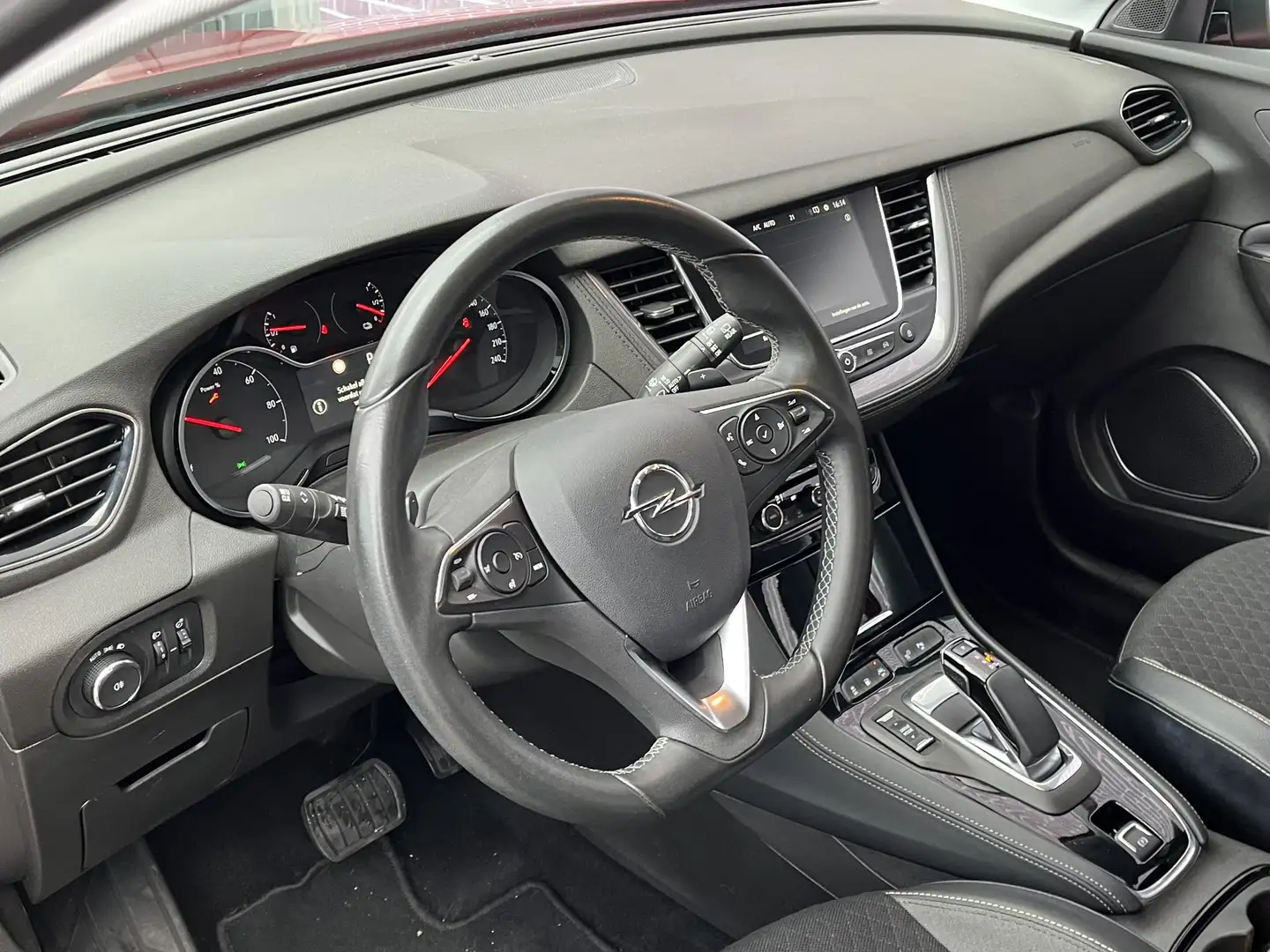 Opel Grandland X 1.6 Turbo Hybrid Elegance | Trekhaak  | Navi | Hal Rood - 2