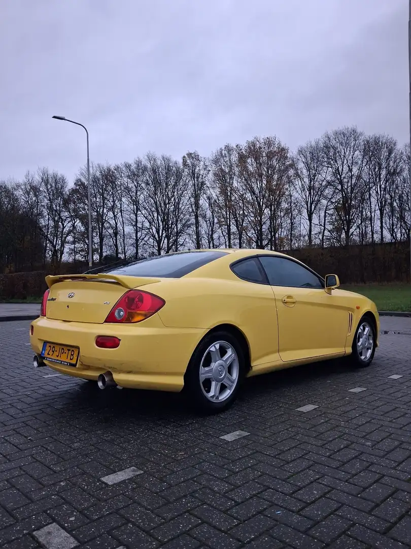 Hyundai Coupe 2.0i FX Yellow - 2