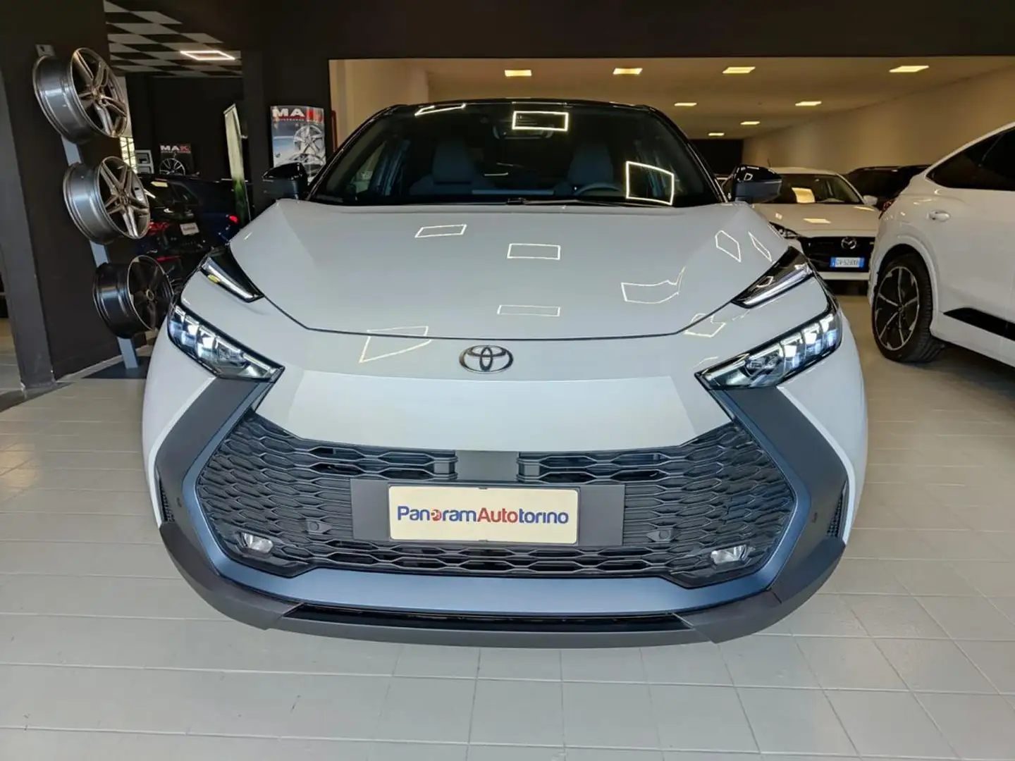 Toyota C-HR 1.8 HV Trend Nuova!! Bianco - 2
