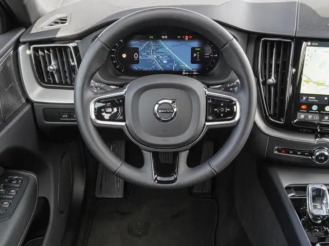 Volvo XC60 view 12