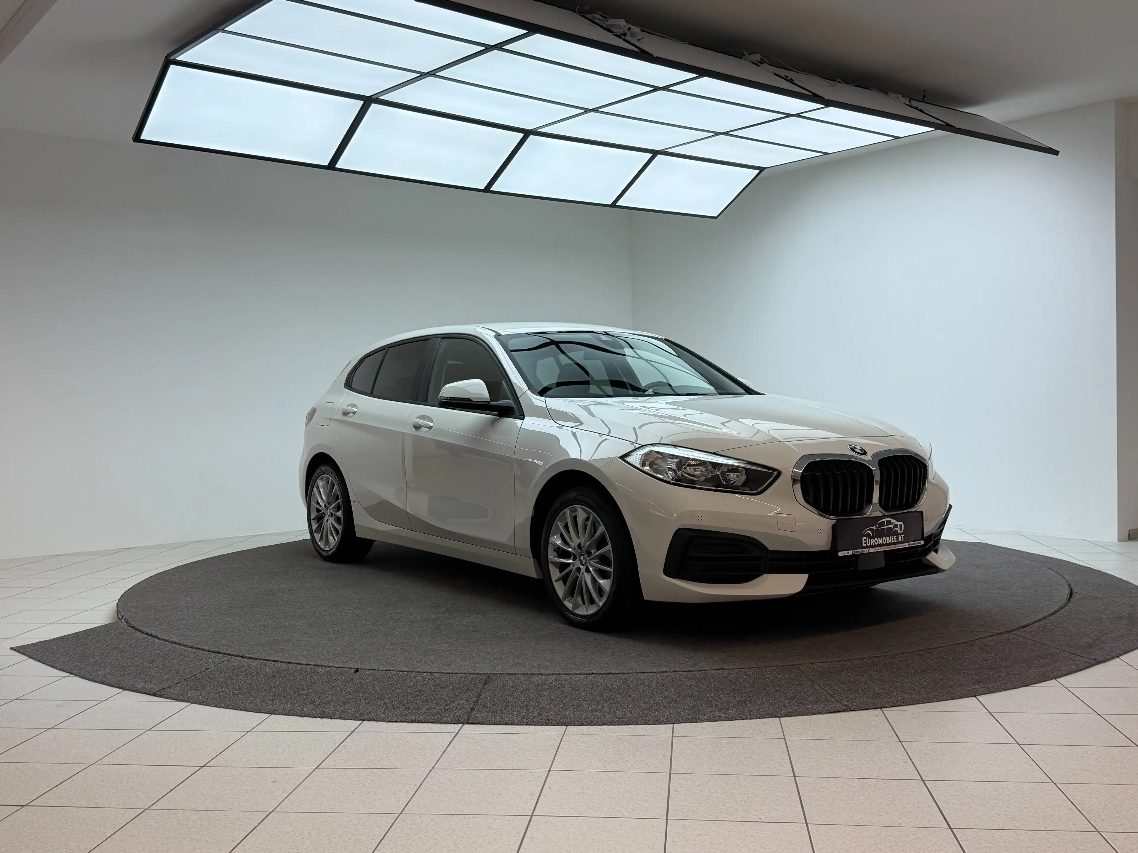 BMW 120 120 d xDrive Advantage LED*SHZ*MMI*TEMPOMAT* — photo 9