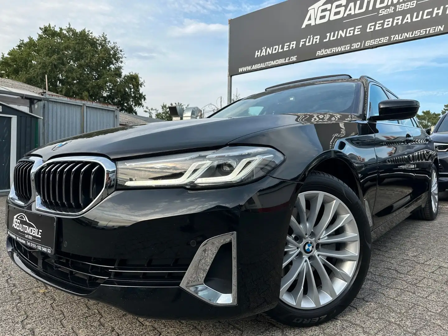 BMW 520 d Luxury PANO*ACC*AdapLED*AHK*Leder*360°*LUFT Schwarz - 1