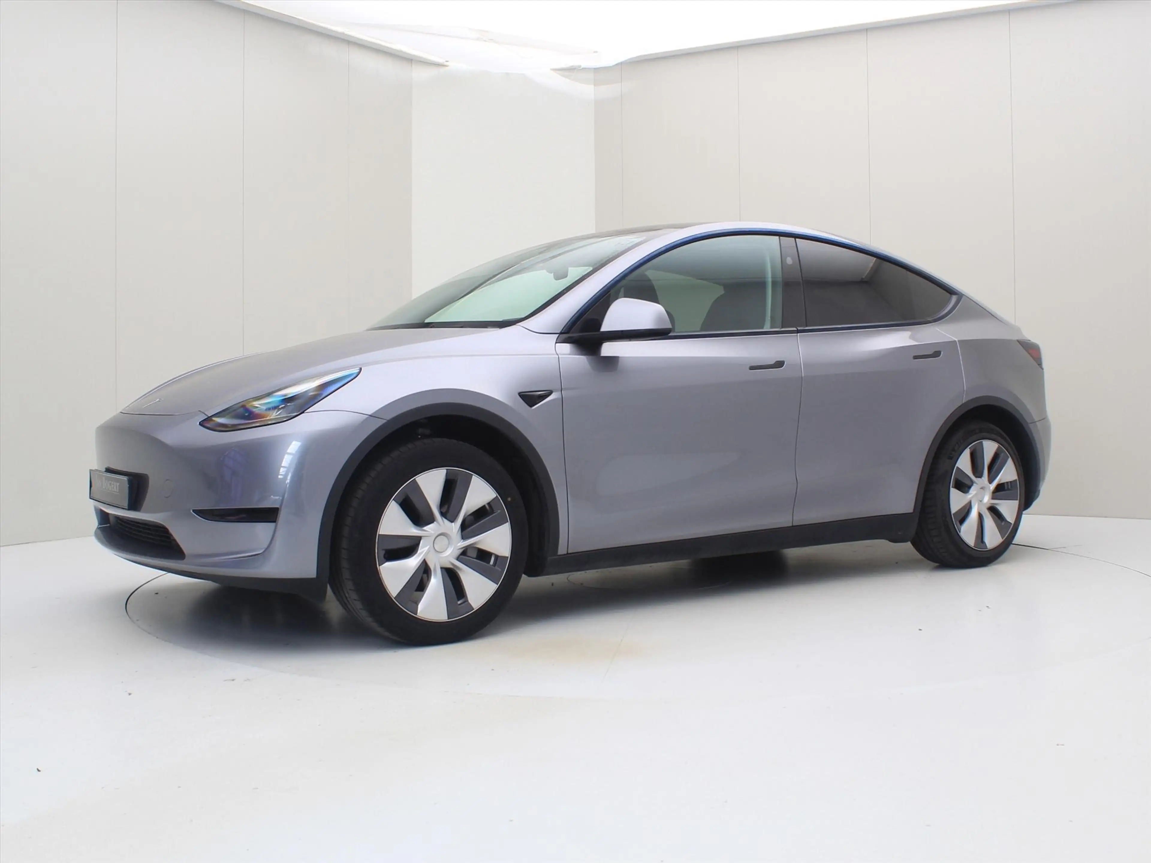 Tesla Model Y Long Range RWD 75kWh 351pk 95.8% SoH [ HW4+TREKHAA — photo 8