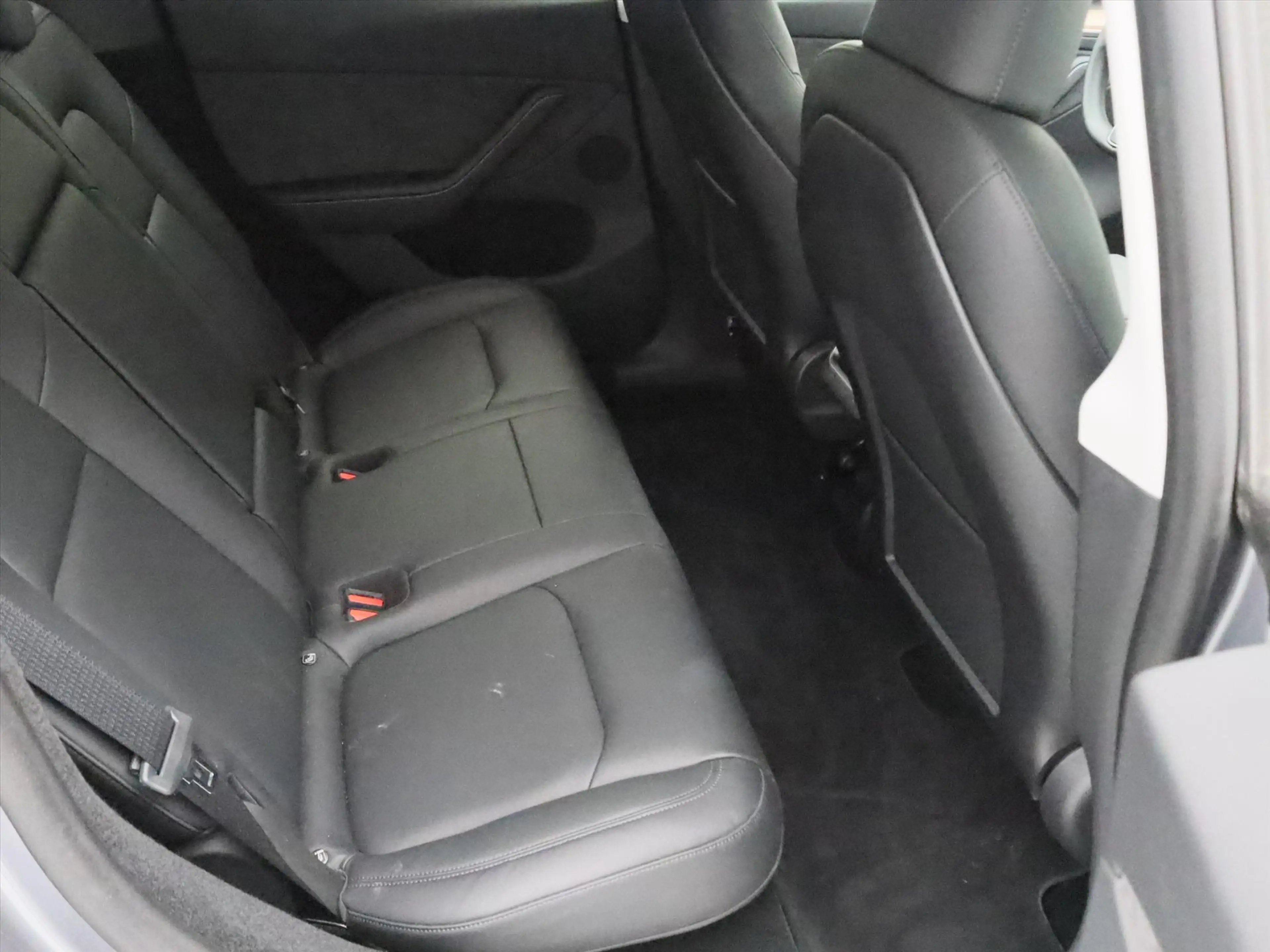 Tesla Model Y Long Range RWD 75kWh 351pk 95.8% SoH [ HW4+TREKHAA — photo 15
