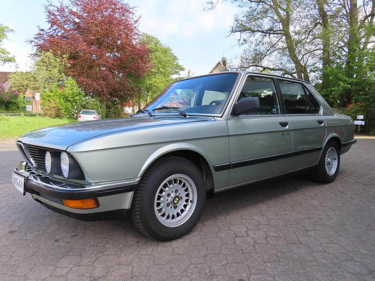 BMW 524 TD E28 *H-Kennzeichen*HU neu*Frankreich-Import* Verde - 2