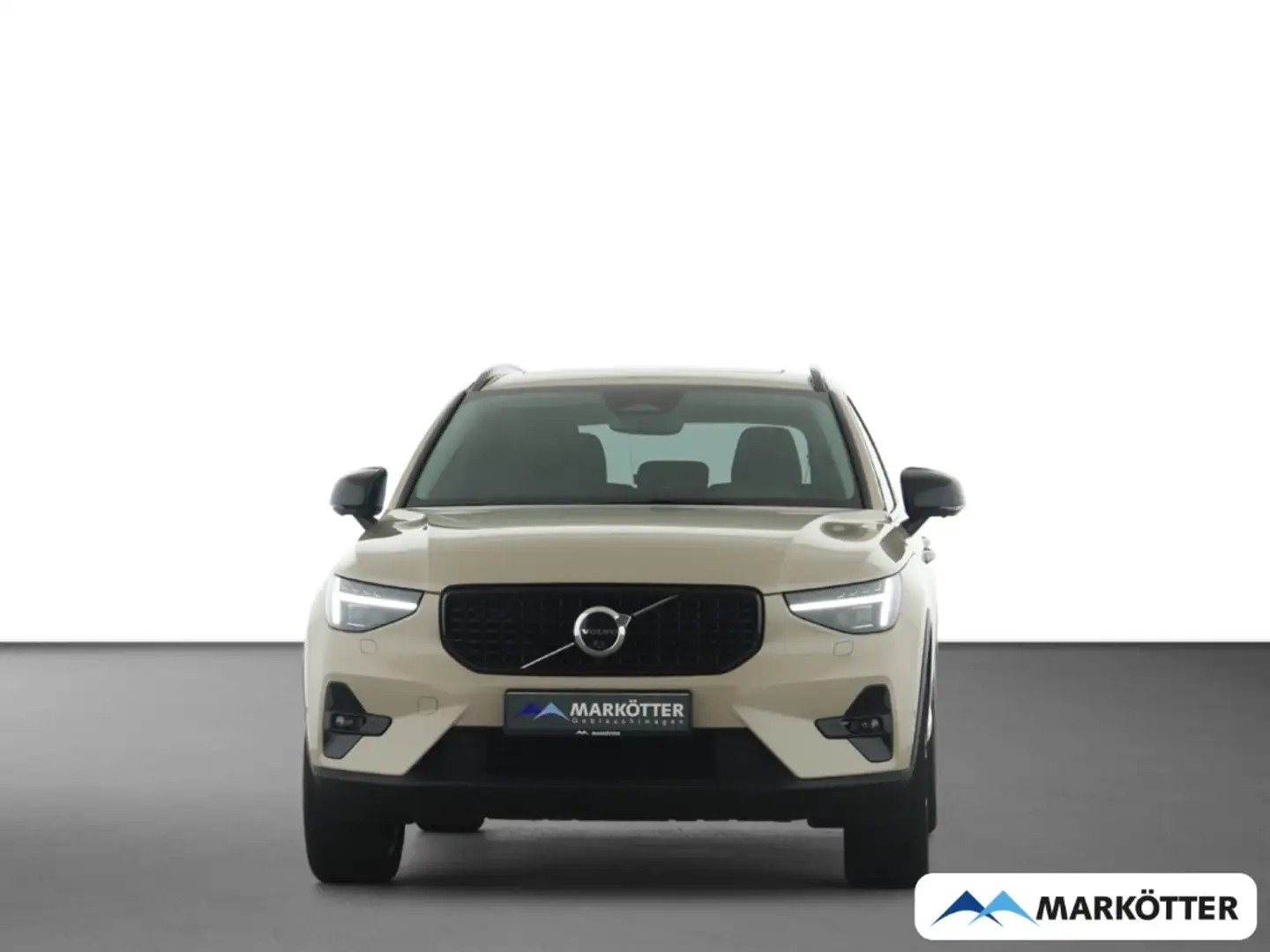 Volvo XC40 B3 Plus Dark 2WD BLIS/PANO/LHZ/DAB+/360Cam Beige - 2