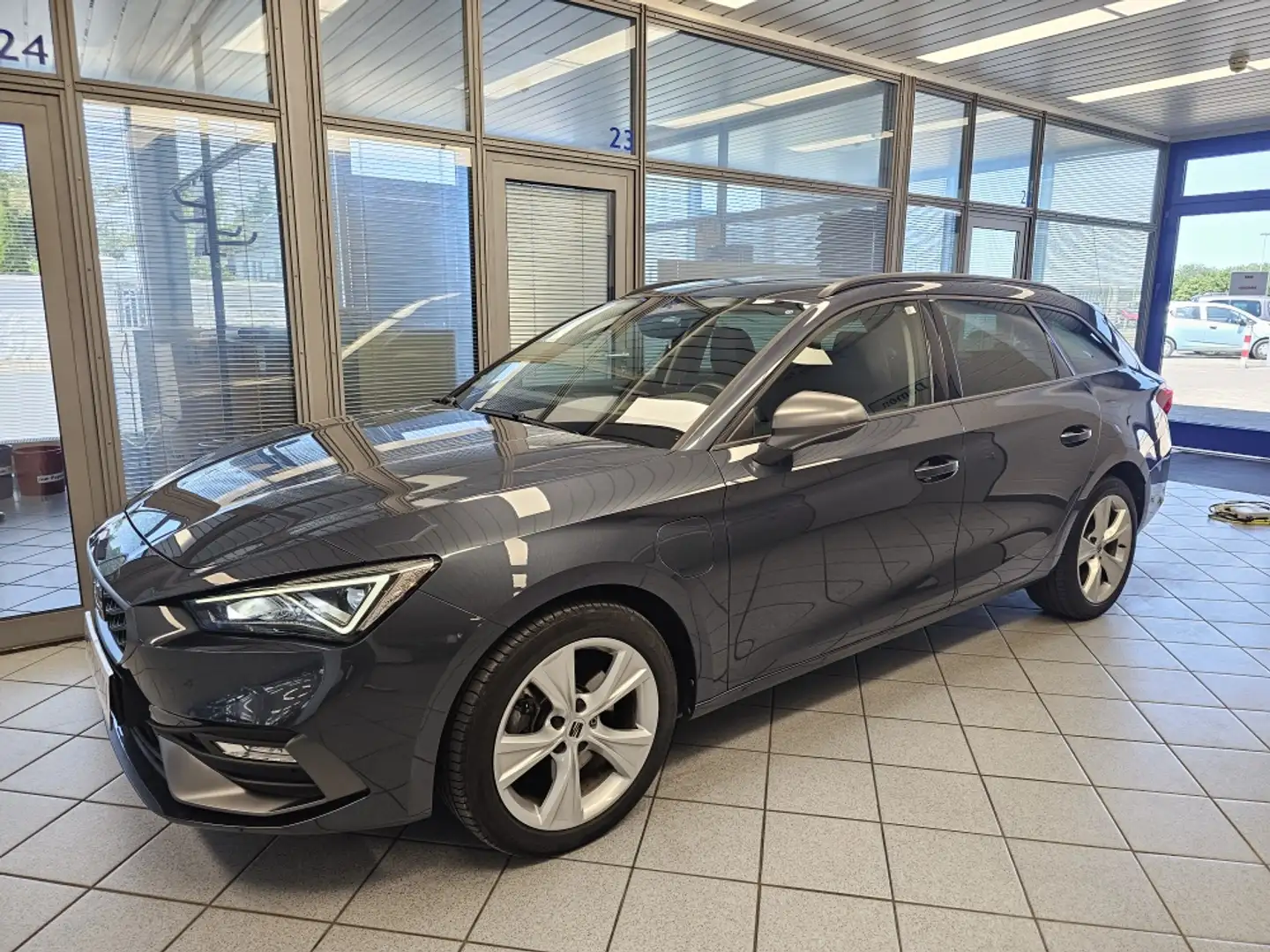 SEAT Leon FR LED,Navi,Sitzheizung siva - 2